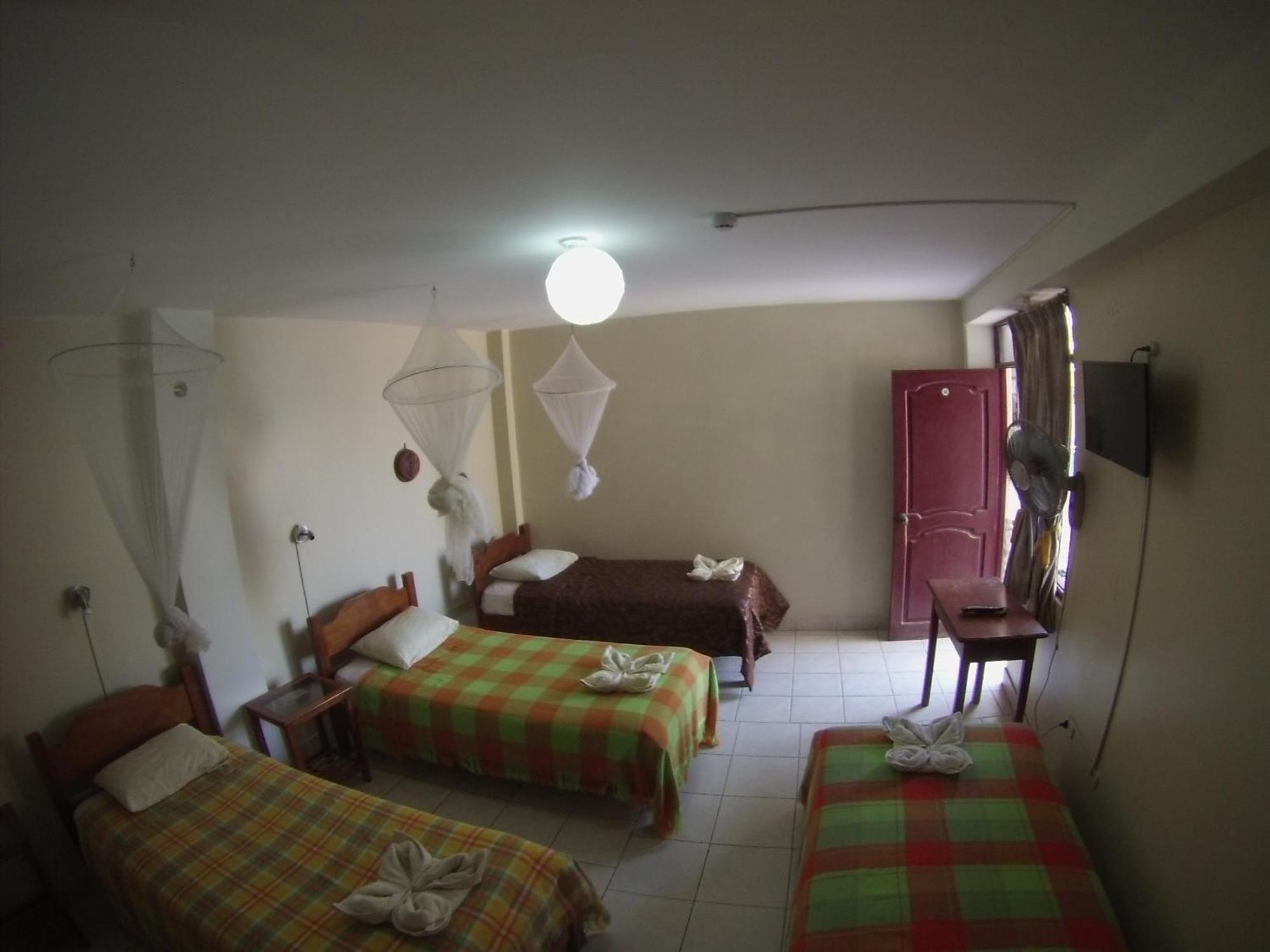 Hostal Naylamp Huanchaco Esterno foto